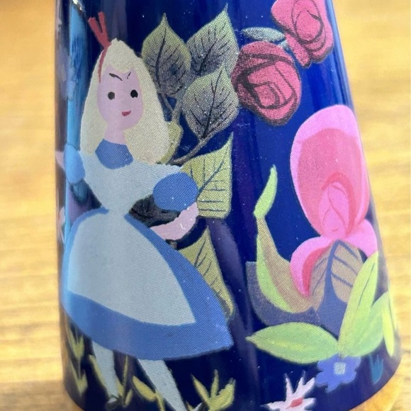 Disney Mary Blair Alice in Wonderland 70th Anniversary Salt and Pepper Shakers - Picture 5 of 7